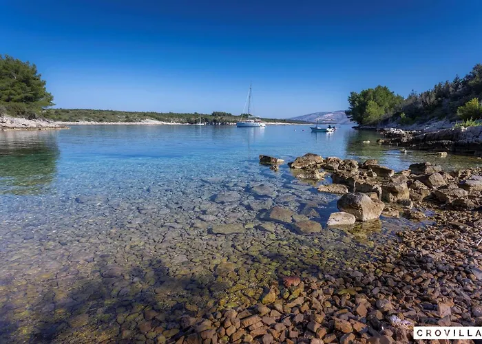 Erica Hvar Villa Rudina